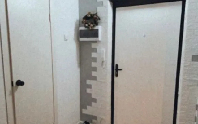 V Ekologicheski Chistom Mikrorayone Vishnyovaya Gorka Flat