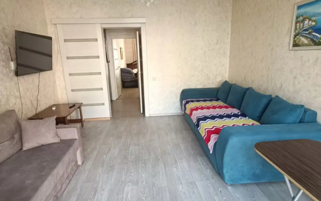 Квартира Двухкомнатная возле СК Янтарный