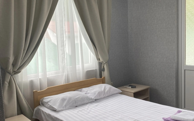 Argo Guest house