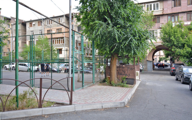 2-K na Ulitse Nalbandyana, NB250 Flat
