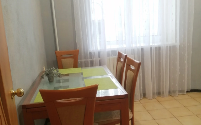 Dvushka Na Naberezhnoy Flat