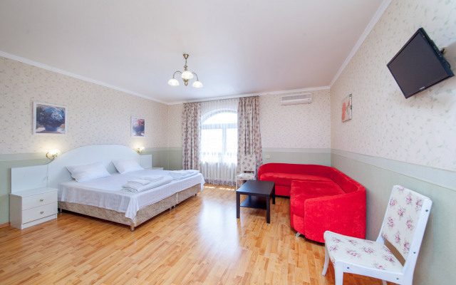 Sem'ya Guest house