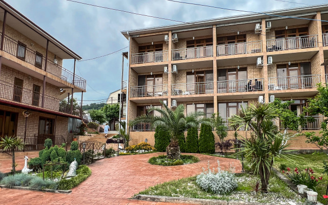 Ogonyok Hotel