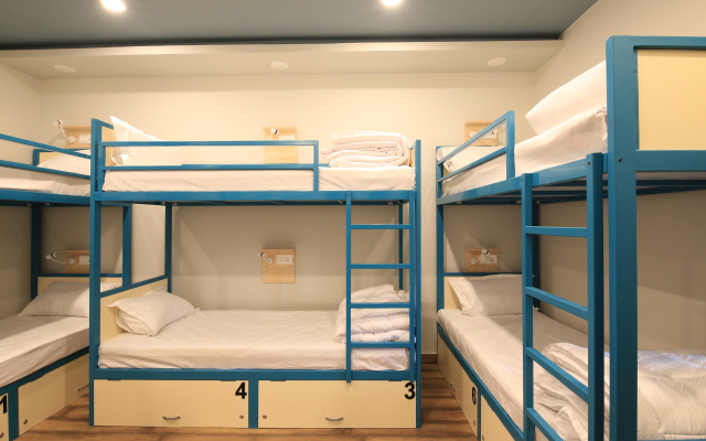 Blue Beds Hostel