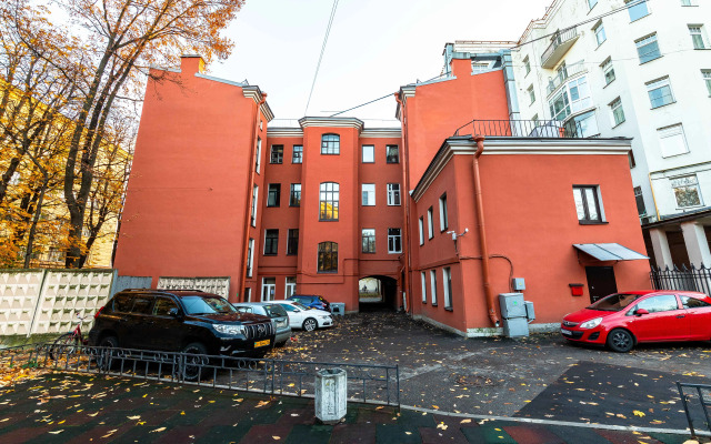 Petrogradka 1 Flat