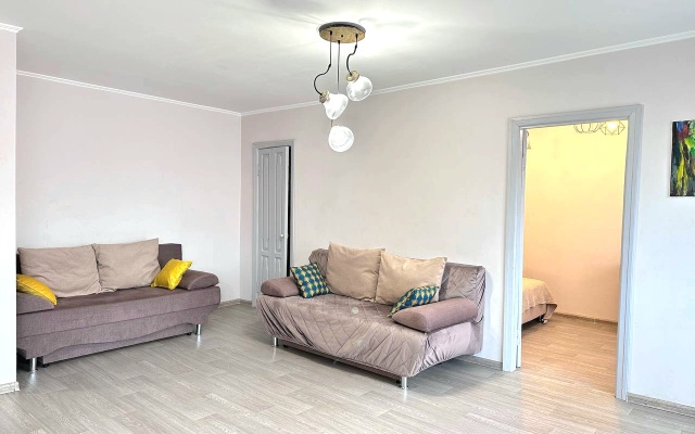Dvukhkomnatnaya v tsentre na Vesennei ryadom s KuzGTU i RIAtsentrom Flat