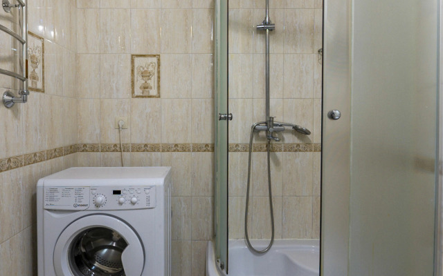 Ideal Khauz 9 Apartments