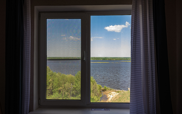 Апартаменты двухкомнатные c видом на Волгу на Волжской набережной  25, м.Cтрелка. Сова-Дом