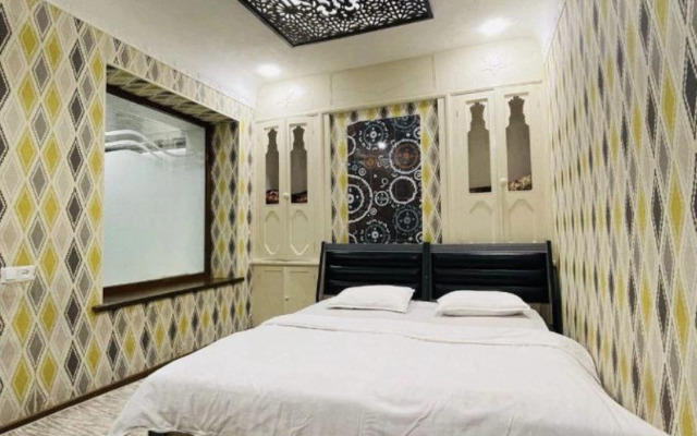 Colibri Traditional Guest House