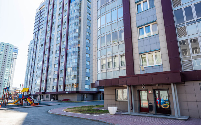 Апартаменты На Юмашева 13