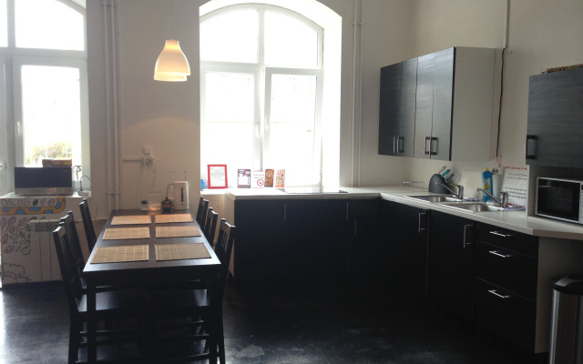 Хостел Red Star