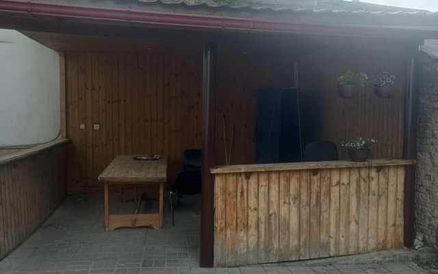 Апартаменты С Беседкой