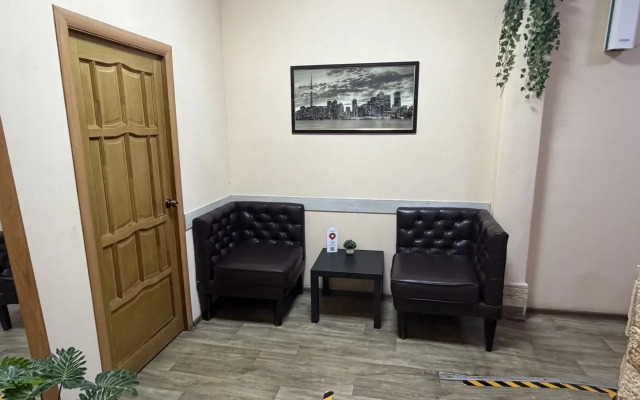 Отель Молодежная