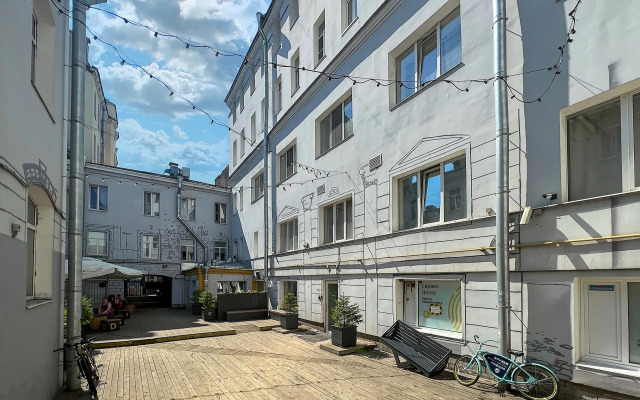 Druzya Graffiti Hostel