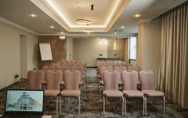 Отель Гранд Отель Эмеральд