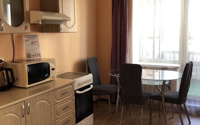 Апартаменты Дальневосточная 106