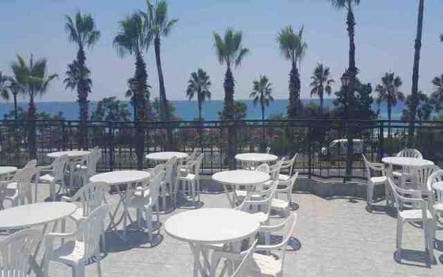 Sunshine Hotel