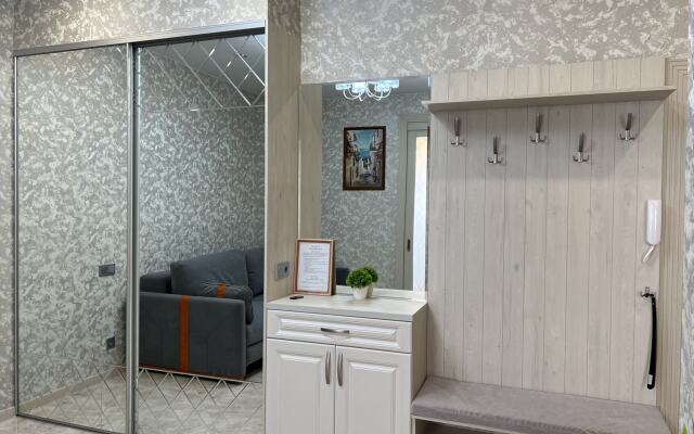 Апартаменты 158 Мира 44