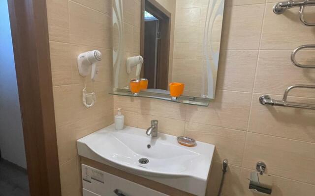 Motel Maydan Hotel