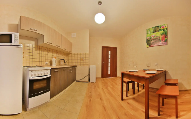 Апартаменты Двухкомнатная Квартира на Космонавте