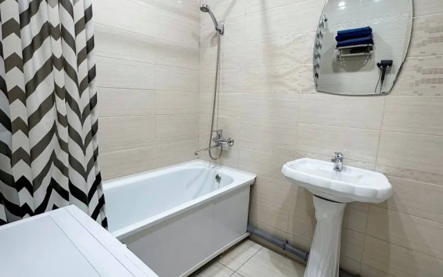 Polnocennaya dvuhkomnatnaya kvartira do 7 chelovek v Centre Apartments