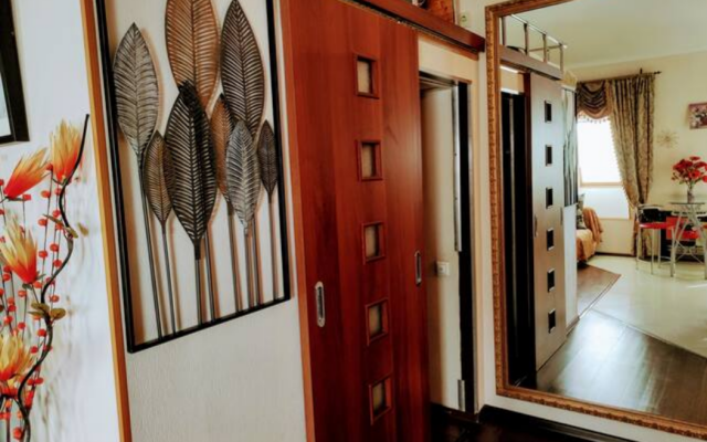 Апартаменты C прекрасным видом на зелёный парк и реку