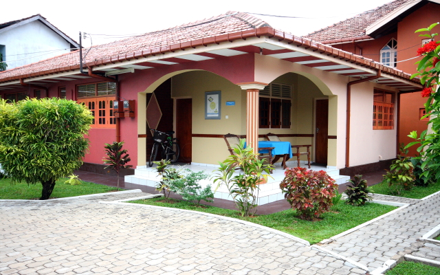 Paradise Holiday Village Hotel