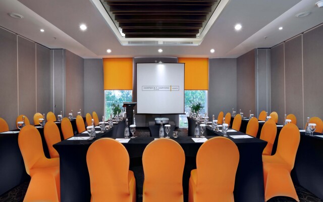 Harper MT Haryono, Cawang Hotel