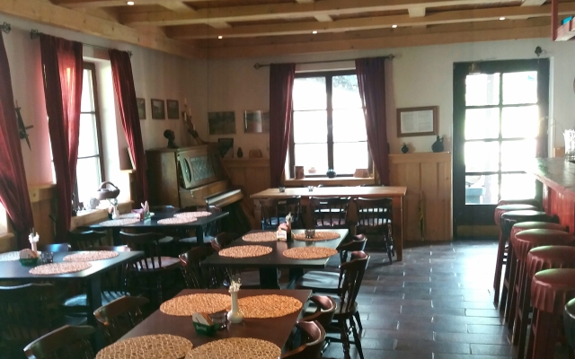 Kratochvil  Mill Hotel