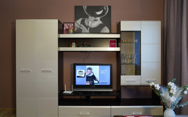 Prudy Nansena Apartments