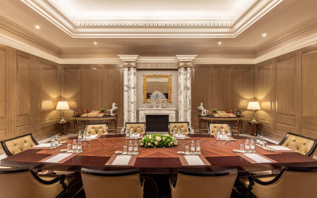 Al Habtoor Palace Hotel