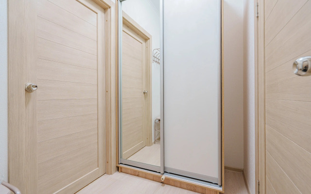 Квартира Уютная студия на проспекте Космонавтов