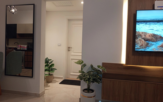 Апартаменты One Bedroom Golf Heights