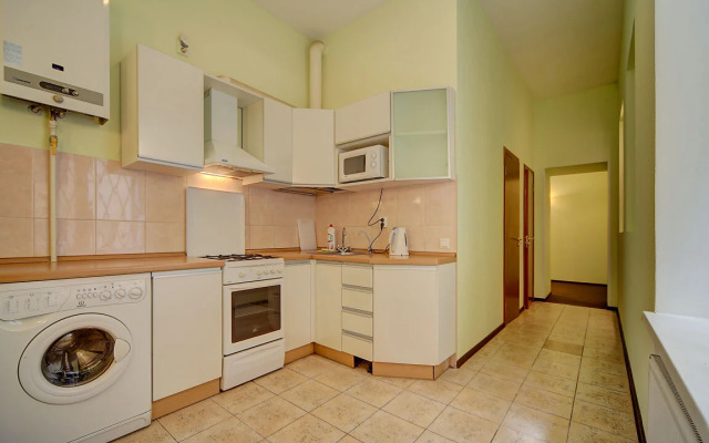 Апартаменты у площади Восстания