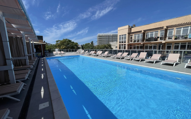 Жилые помещения Аура-Крым