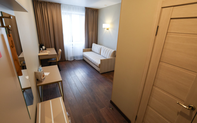 Гостиный двор Зуевский