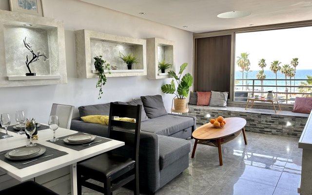 Апартаменты Diamond 2bed apartment with jacuzzi by the sea