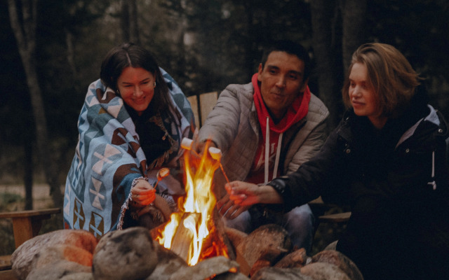 Глэмпинг Хюгге Кэмп Карелия