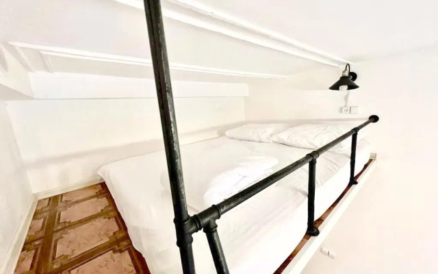 Апартаменты Лебедев Лофт на Невском 88 (6)