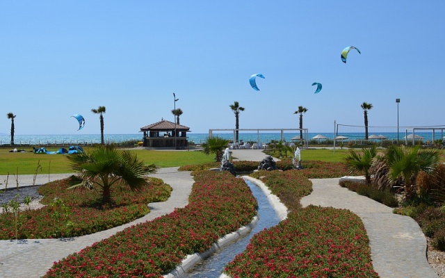 Aphrodite Beachfront Village Apartments