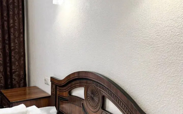 Kavkaz Hotel