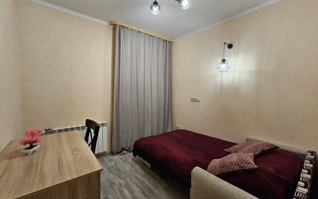 Na Yuzhnodomodedovskoy Ulitse Flat