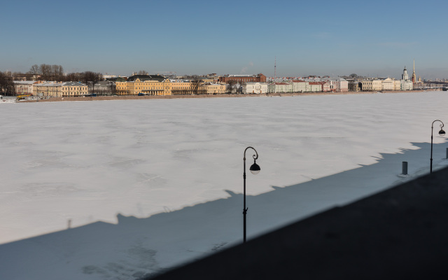 Апартаменты a.m. Rooms Neva River View (Angliyskaya Naberezhnaya)