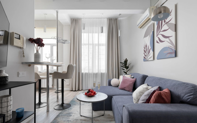 Stilnaya Yevrodvushka U Kremlya I Krasnoy Ploschadi Flat