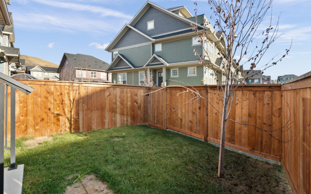 GLOBALSTAY New Apartments in Cranbrook Free street parking Apartments