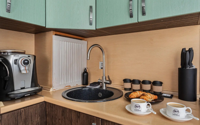 Apartamenty J&N Apartments Dvuhkomnatnye s gidromassaznoj vannoj Sovetskaa 10