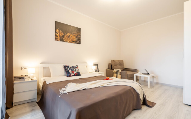 U Naberezhnoy Nevy Flat