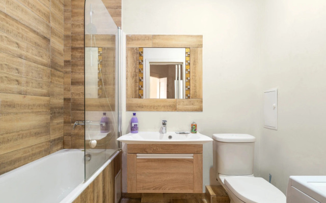 Апартаменты с Видом на Город Тутживут на Красной