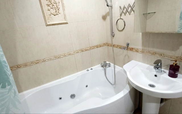 Квартира Уютный Север на Проезде Рыбном 8