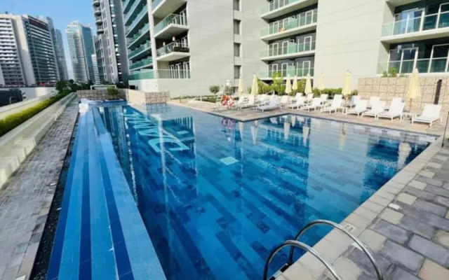 Reva 1BR by Live Well Apartments